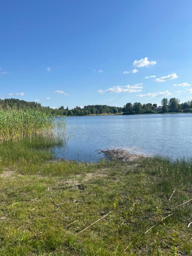 Domek Nad Jeziorem Kamien 2A Kowalewo ภายนอก รูปภาพ